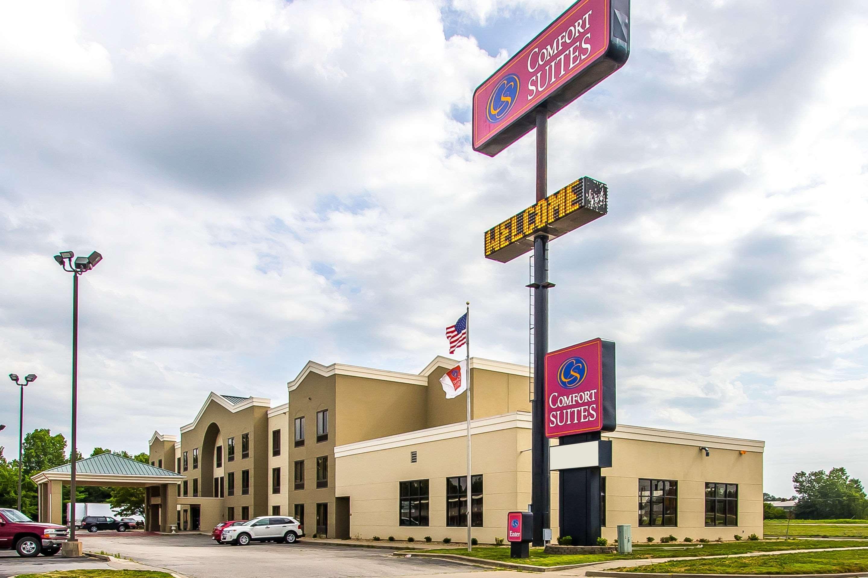 Comfort Suites Эфингем Экстерьер фото